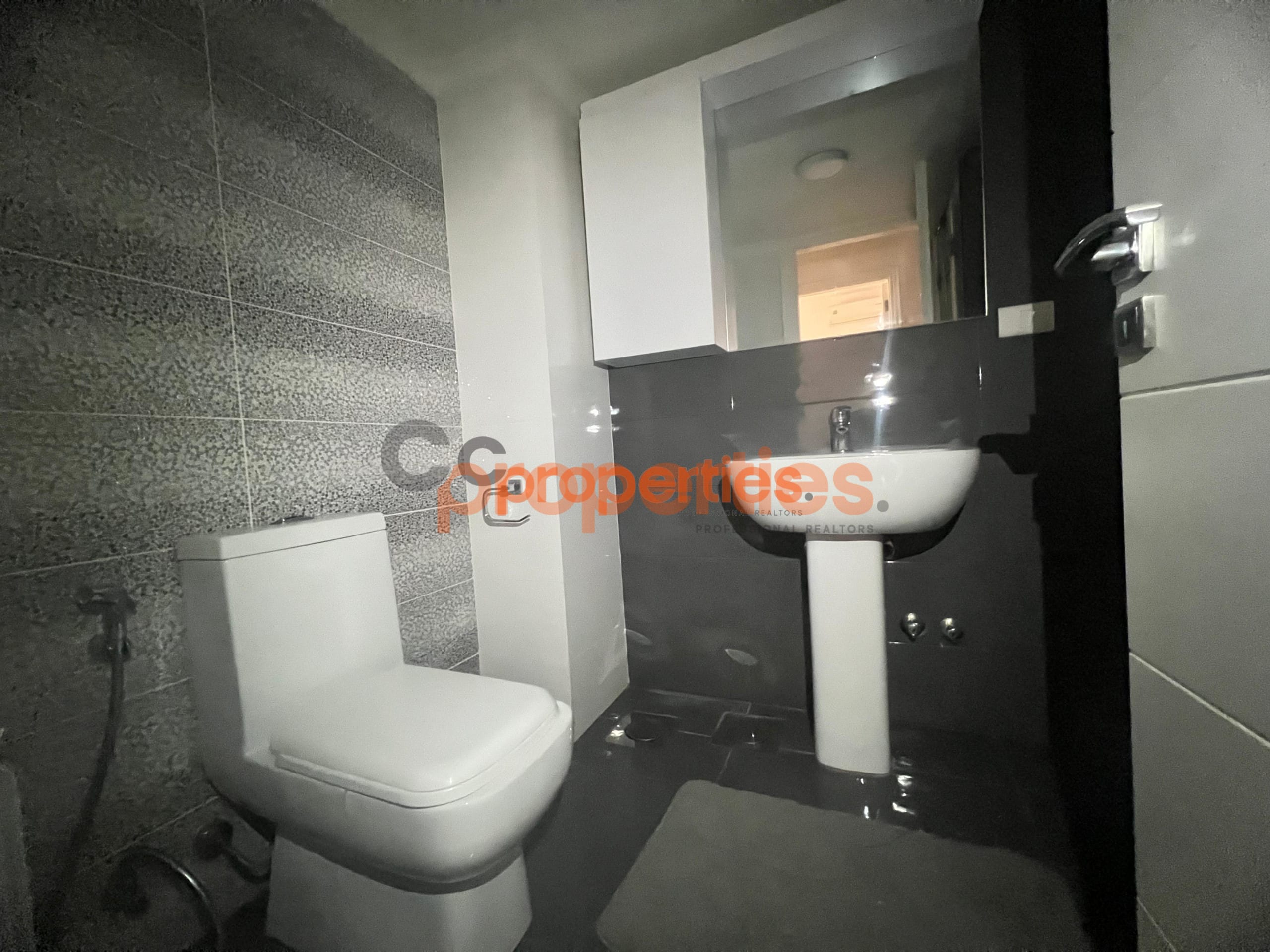 WhatsApp Image 2025-05-31 at 7.08.55 PM (2)