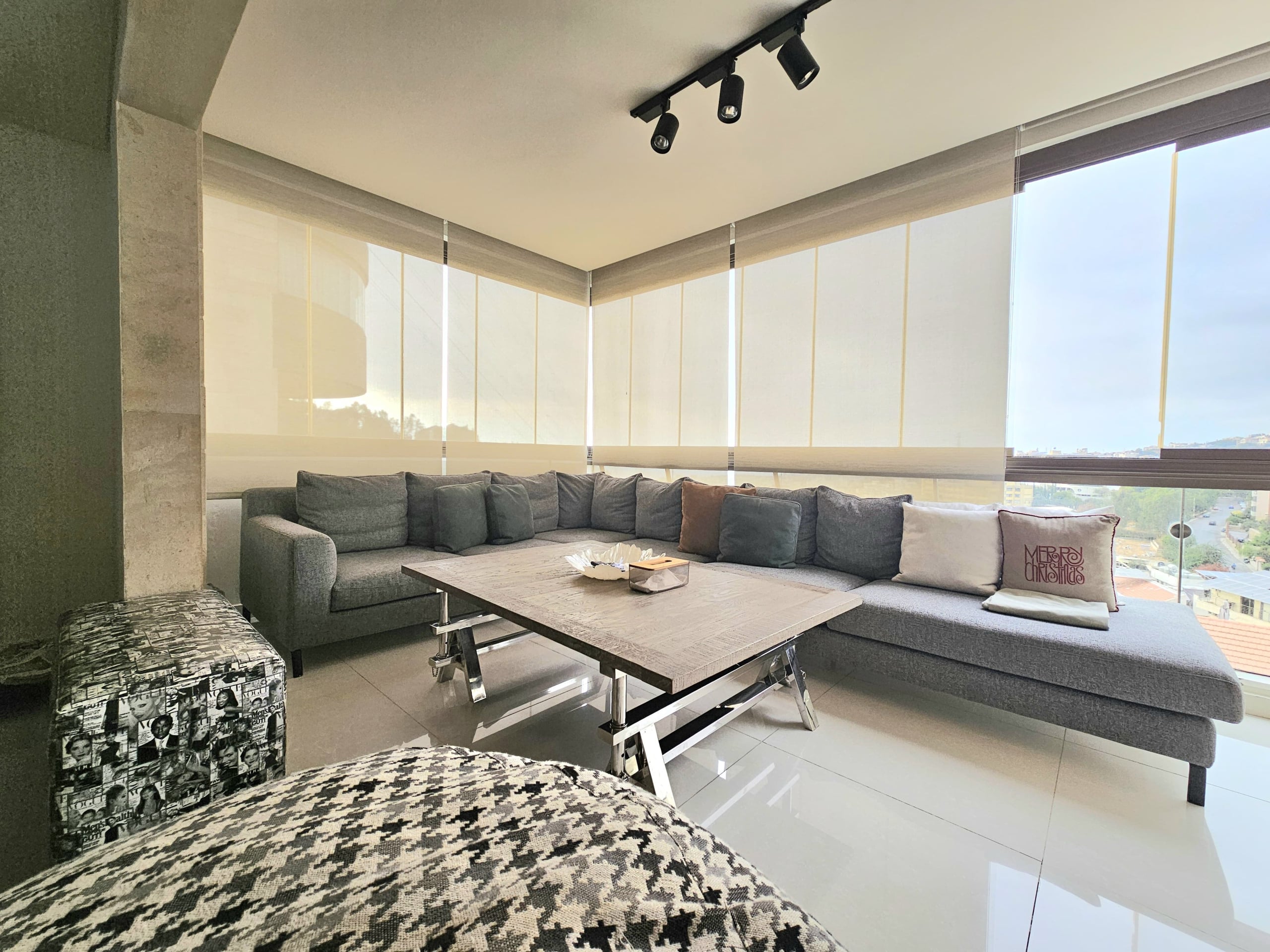 dc18821e-e141-4039-b07d-98e1bf2a9f54