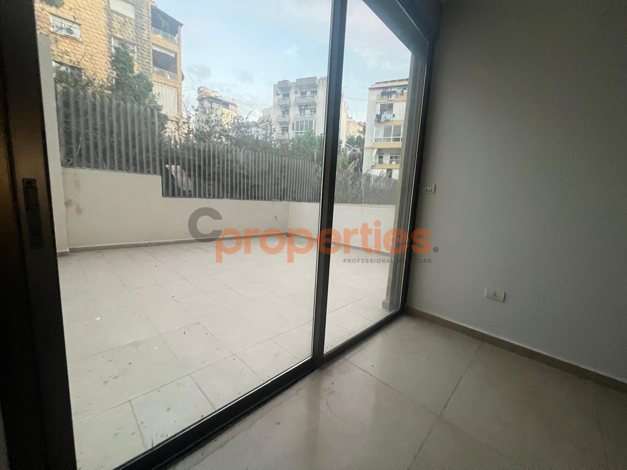 1f811bb4-dcc3-40d5-8d33-9dedbbfda2ef