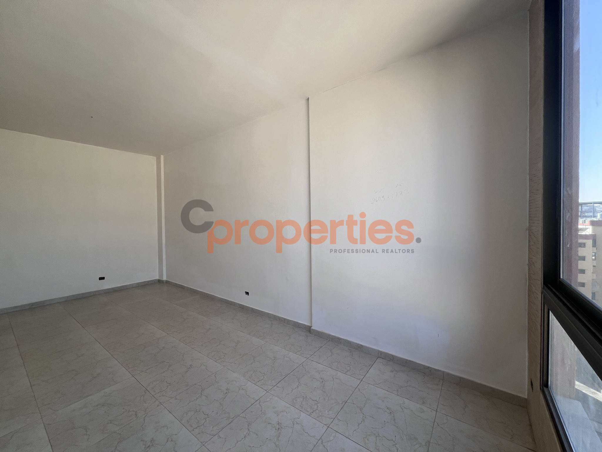 951E722C-ABD2-4315-B747-4D53BC9F6A42_1_102_o