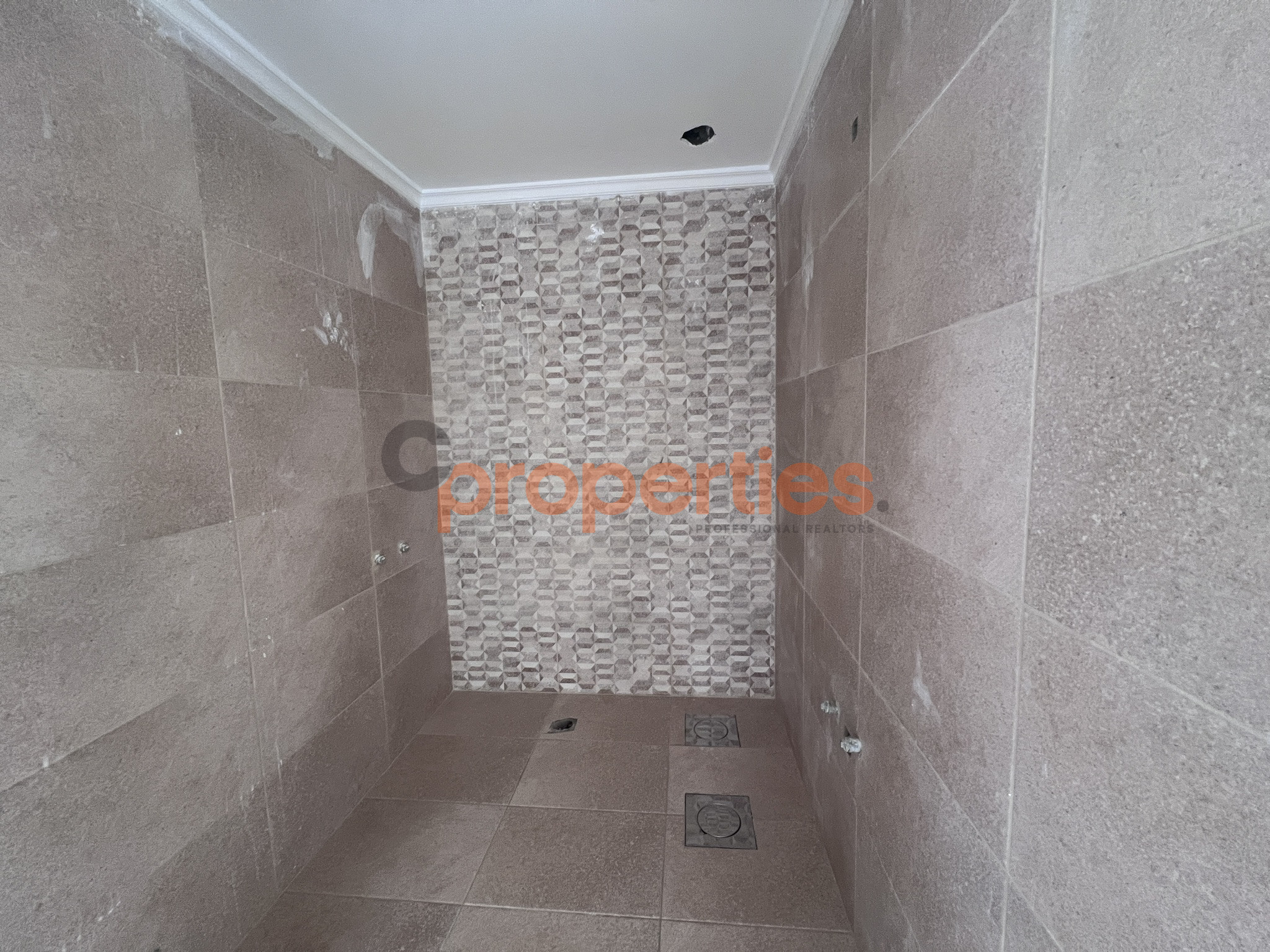 E6E68E20-7945-4DED-87ED-450764413E63_1_102_o