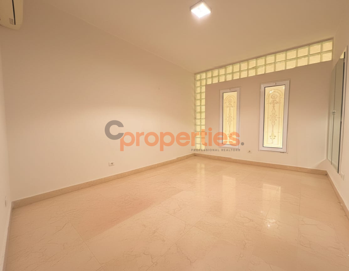 WhatsApp Image 2025-11-10 at 13.09.51 (2)