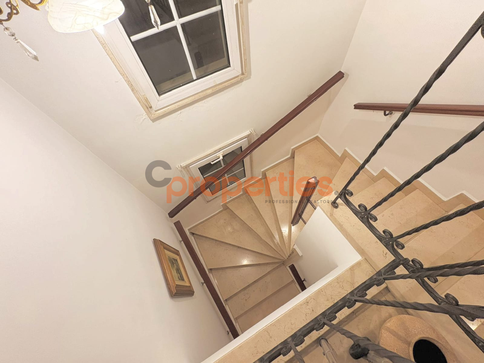 WhatsApp Image 2025-11-10 at 13.09.53