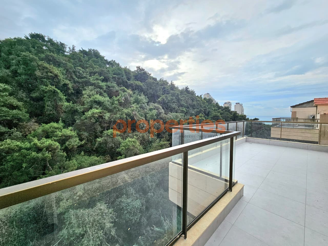 3187ddd1-6537-407b-9ceb-f3fcb0e020fd