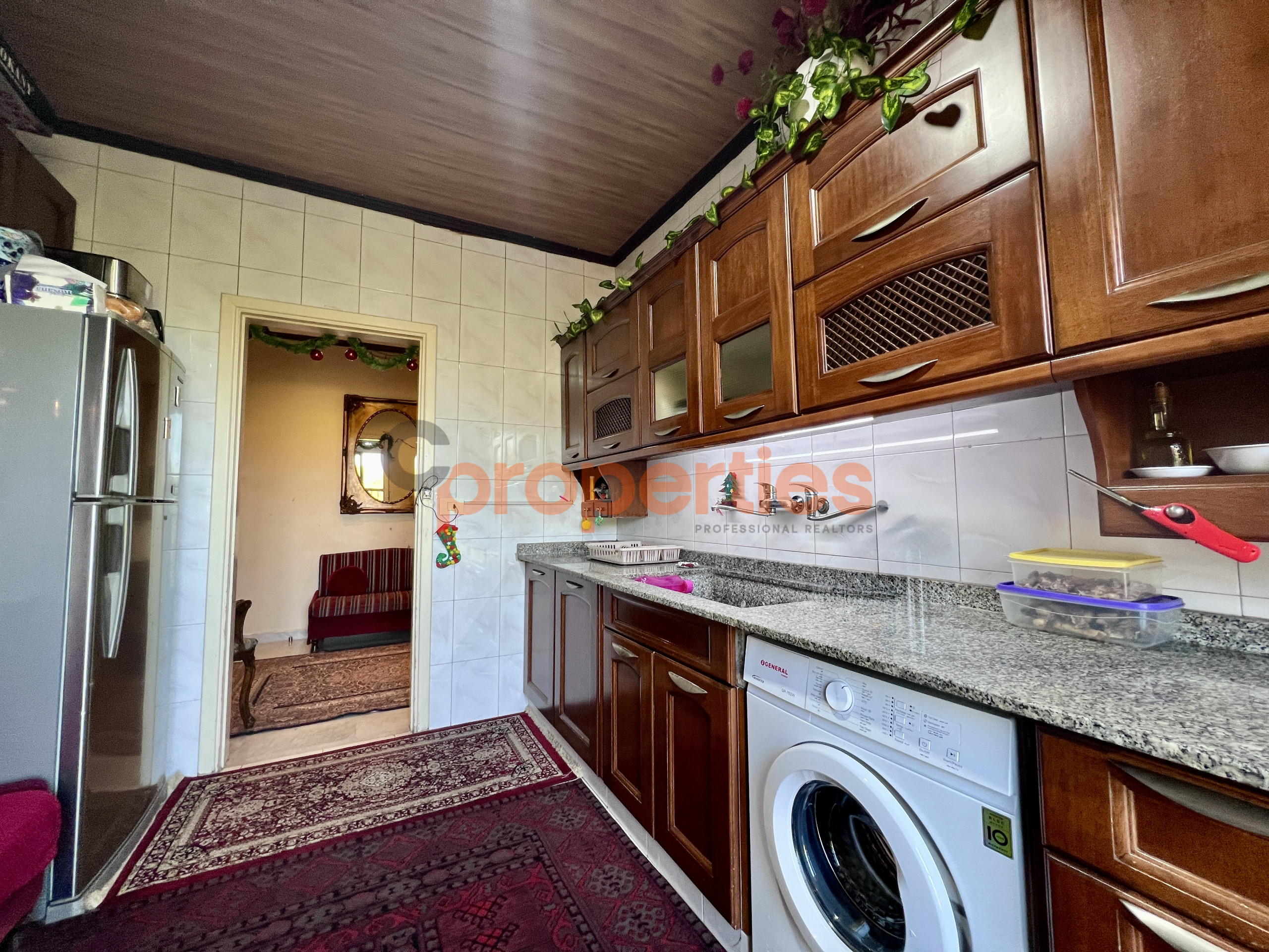 76690F7D-C3A5-4E60-A48D-C93AB29EACE3_1_201_a