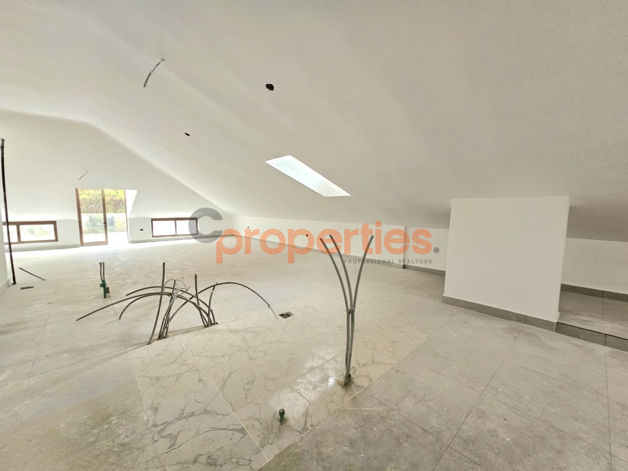 77b37164-7a09-494d-bf05-c53d2c37d320