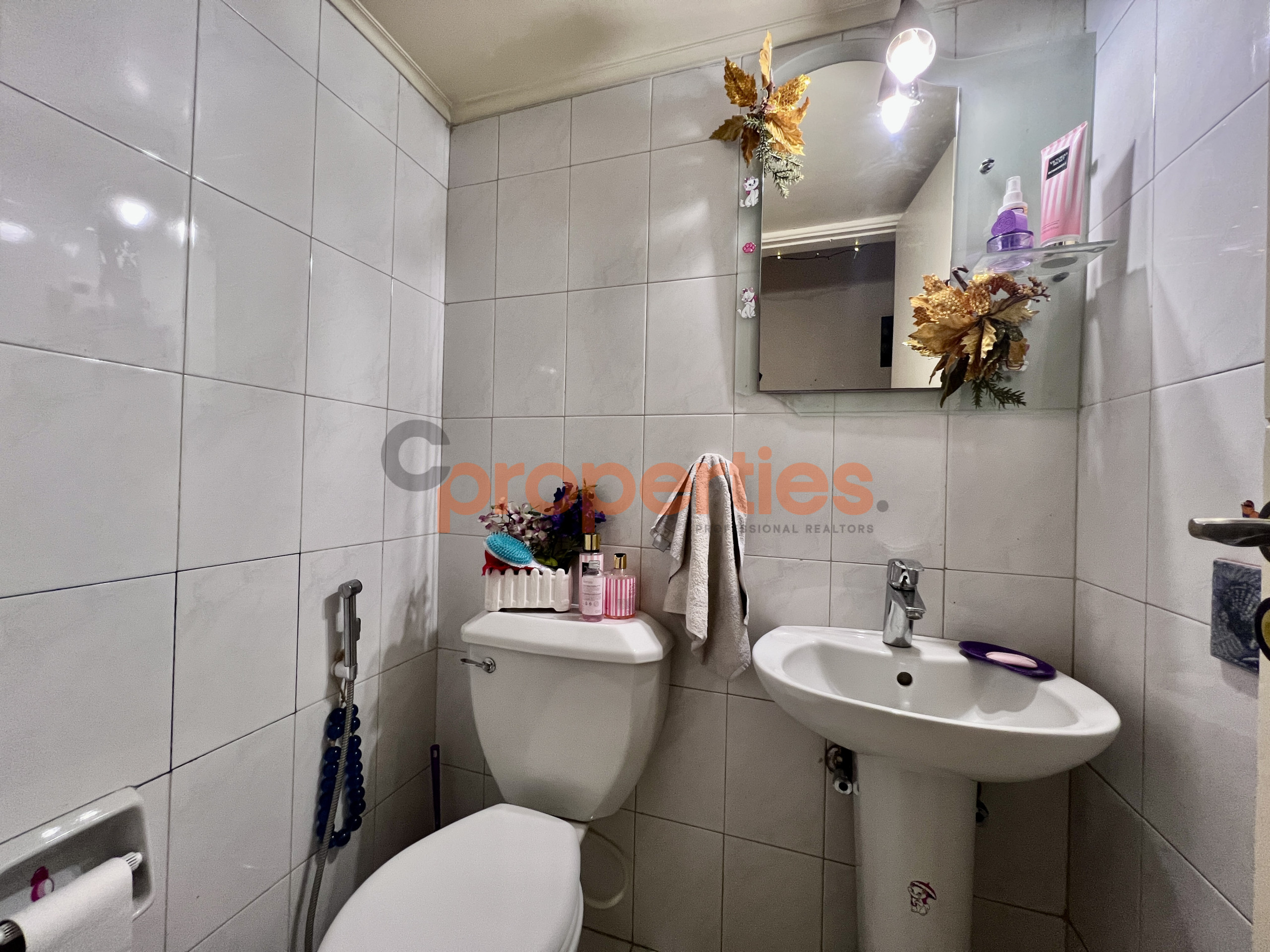 89F52E53-D41D-4586-9962-E99866E0EA4C_1_201_a