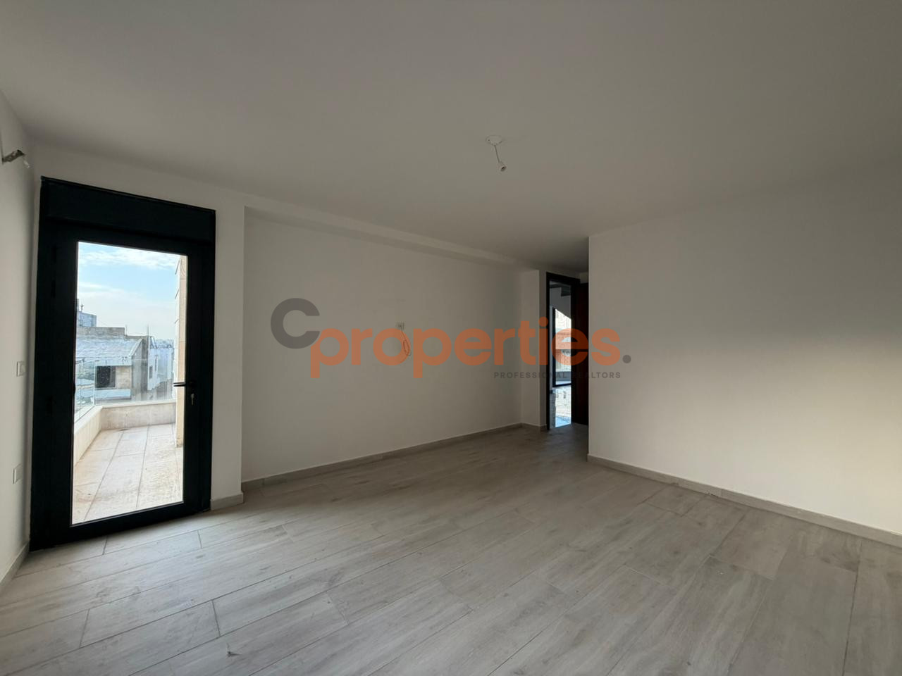 WhatsApp Image 2025-12-05 at 5.46.26 PM (1)